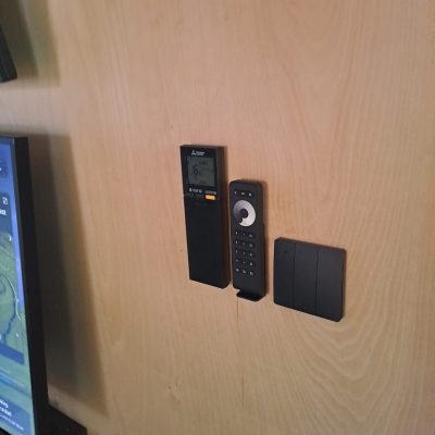 Mitsubishi Electric wall mounted LN Range in black for a golf simulator cabin