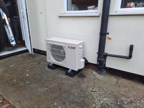 Mitsubishi wall mounted split